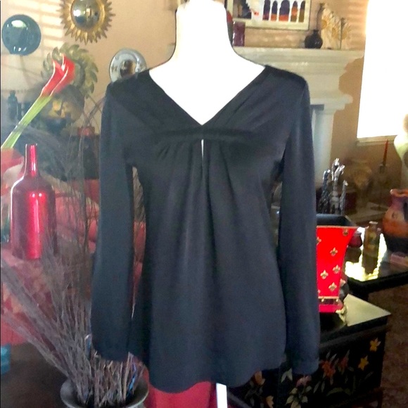 Armani Collezioni Black Silk Long Sleeve Blouse 🧨Bomb Sale Ends Sunday 🧨 - Picture 2 of 8